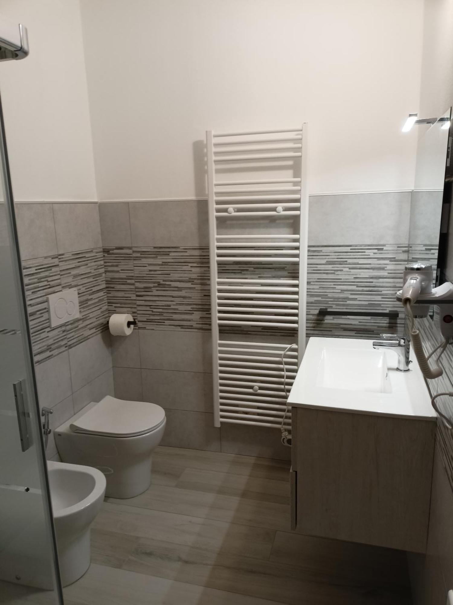 La Dea Rooms Ferrara Eksteriør billede